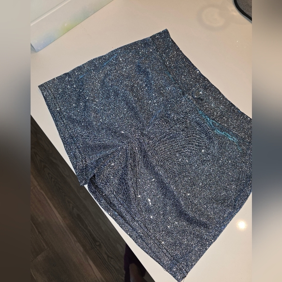 Button Glitter Blazer & Slant Pockets Shorts - Picture 5 of 6
